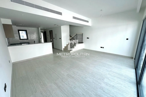 Villa de 4 chambres à Damac Lagoons, UAE No. 129953