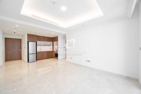 Appartement de 1 chambre à EMAAR Beachfront, UAE No. 129955
