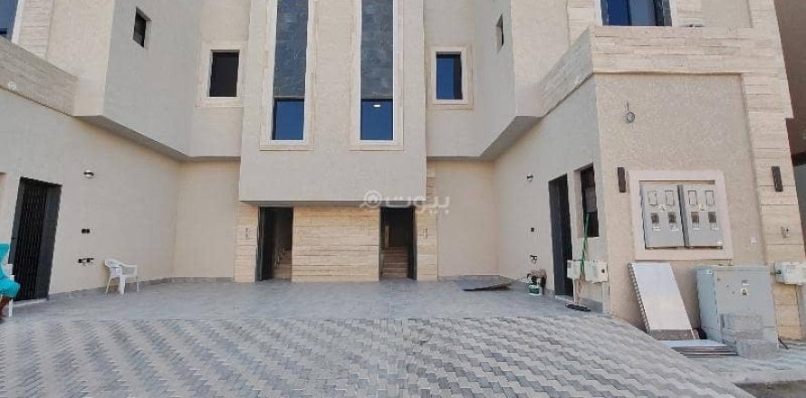 3 bedrooms Apartment in Riyadh, Saudi Arabia No. 68019