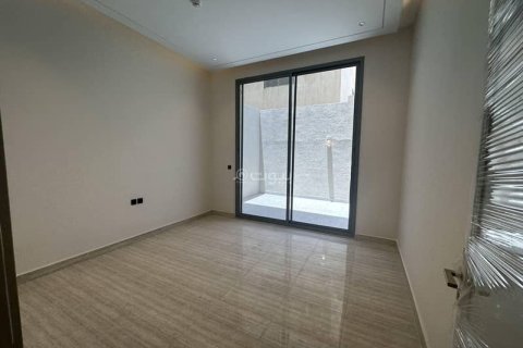 4 bedrooms Apartment in Riyadh, Saudi Arabia No. 68023 3