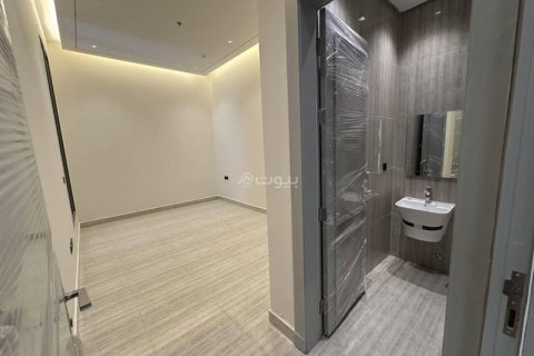 4 bedrooms Apartment in Riyadh, Saudi Arabia No. 68023 8