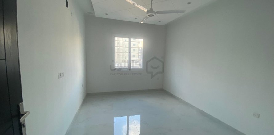 4 bedrooms Apartment in Al Hidd, Bahrain No. 59358
