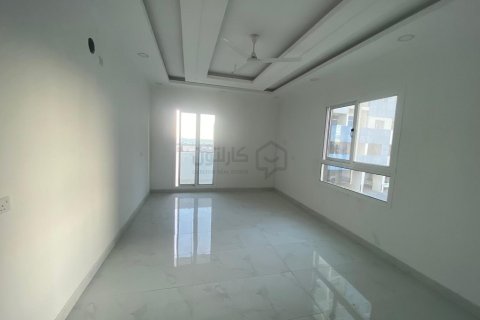4 bedrooms Apartment in Al Hidd, Bahrain No. 59358 3