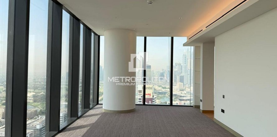 Appartement de 4 chambres à Dubai Internet City, UAE No. 128817