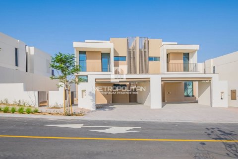 Villa de 4 chambres à Al Furjan, UAE No. 128819