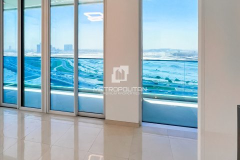 2 bedrooms Apartment in Business Bay, UAE No. 129274 8