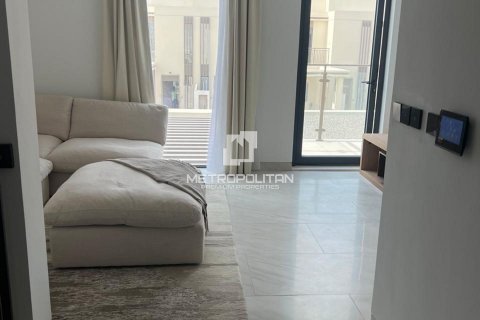 Вилла с 5 спальнями в Al Hamra Village, ОАЭ №129270 6