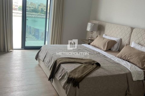 Вилла с 5 спальнями в Al Hamra Village, ОАЭ №129270 4