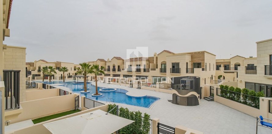 Townhouse de 3 chambres à Jumeirah Golf Estates, UAE No. 130372