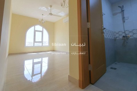 Apartment de 2 dormitorios en Bawshar, Oman No. 54048 7