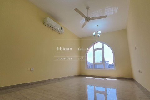 Apartment de 2 dormitorios en Bawshar, Oman No. 54048 6