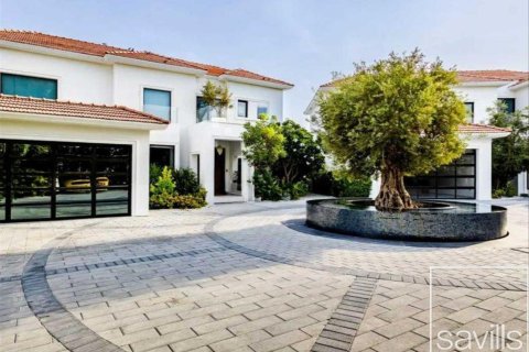 7 bedrooms Villa in Jumeirah Islands, UAE No. 194219