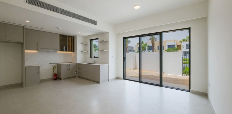 3 bedrooms Villa in Dubai, UAE No. 186390