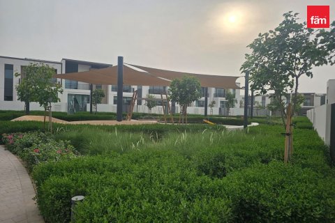 3 bedrooms Villa in Dubai, UAE No. 186390 28