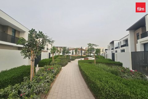 3 bedrooms Villa in Dubai, UAE No. 186390 21