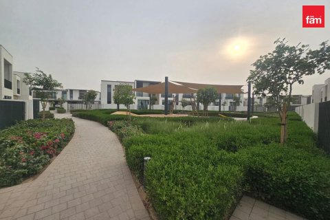 3 bedrooms Villa in Dubai, UAE No. 186390 22