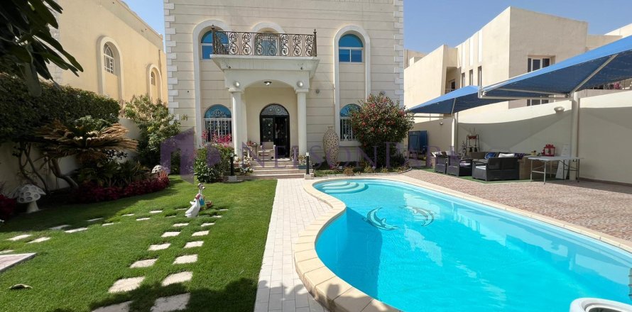 Villa de 6 chambres à Doha, Qatar No. 60832