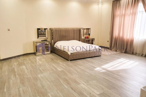 Villa de 7 chambres à Doha, Qatar No. 60833 6