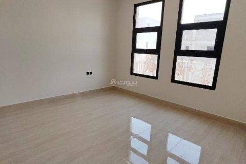 Villa de 5 dormitorios en Riyadh, Saudi Arabia No. 67368 19
