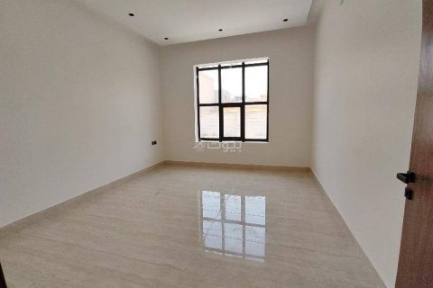 Villa de 5 dormitorios en Riyadh, Saudi Arabia No. 67368 17