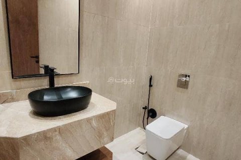 Villa de 5 dormitorios en Riyadh, Saudi Arabia No. 67368 22
