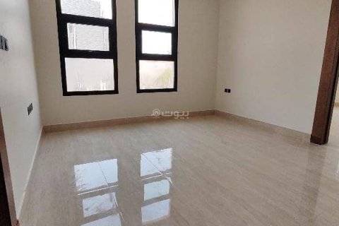 Villa de 5 dormitorios en Riyadh, Saudi Arabia No. 67368 16