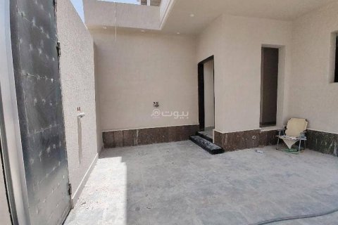 Villa de 4 chambres à Riyadh, Saudi Arabia No. 67367 6