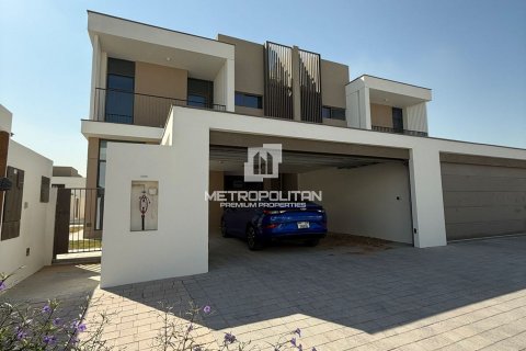 Villa de 4 chambres à Al Furjan, UAE No. 130019