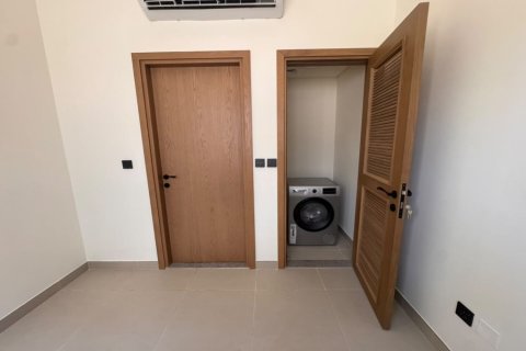 Villa de 6 chambres à Damac Lagoons, UAE No. 166169 11