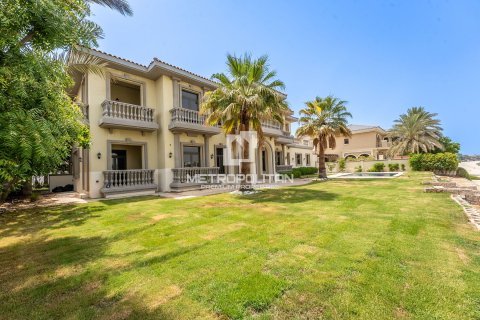 Villa de 5 chambres à Signature Villas, UAE No. 128326