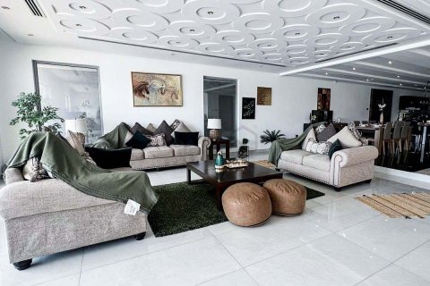 8 bedrooms Villa in Amwaj Islands, Bahrain No. 59536 4