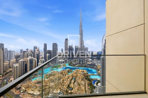 Квартира с 3 спальнями в Burj Royale, ОАЭ №202904