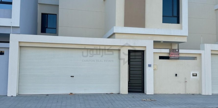 Villa de 4 dormitorios en Shahrakkan, Bahrain No. 58707