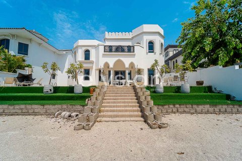 3 bedrooms Villa in Garden Homes, UAE No. 64631