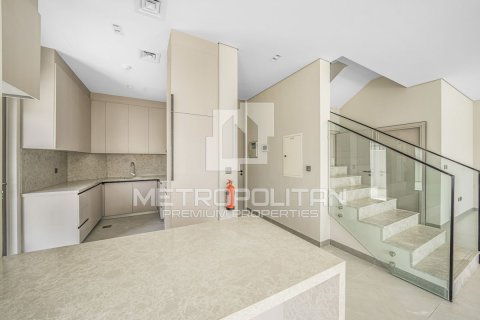 Townhouse de 4 chambres à District 7, UAE No. 128019 3