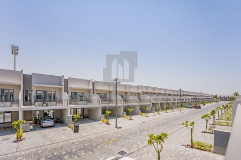 Townhouse de 3 chambres à District 7, UAE No. 128016 4
