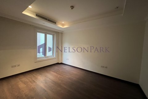 Duplex de 4 dormitorios en Doha, Qatar No. 60872 11