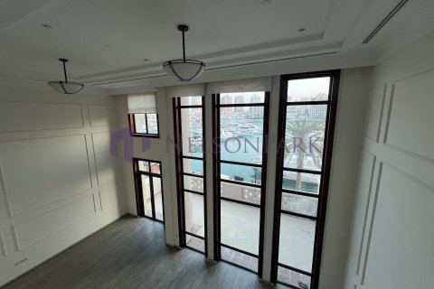 Duplex de 4 dormitorios en Doha, Qatar No. 60872 5