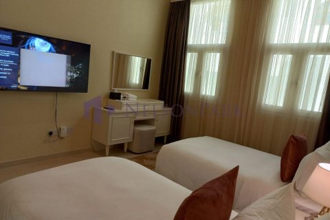 Villa de 3 dormitorios en Dukhan, Qatar No. 58369 15