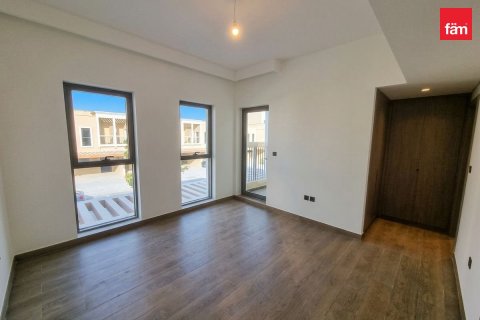 4 bedrooms Townhouse in Dubai, UAE No. 210823 8