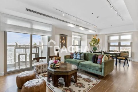 Apartment de 3 dormitorios en Princess Tower, UAE No. 167683
