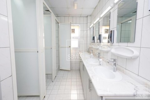 479.75m² Office in Mussafah, UAE No. 194983 4