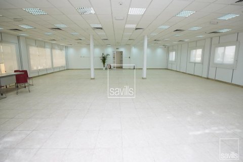 327.3m² Office in Mussafah, UAE No. 194982