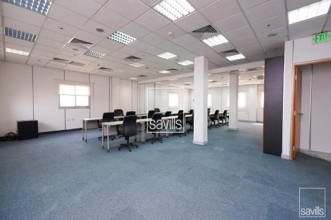 327.3m² Office in Mussafah, UAE No. 194982 3