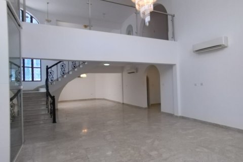 Villa de 5 dormitorios en Muscat, Oman No. 54837 16