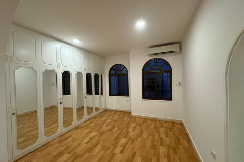 Villa de 5 dormitorios en Muscat, Oman No. 54837 12