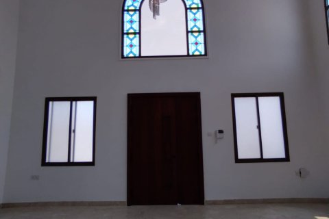Villa de 5 dormitorios en Muscat, Oman No. 54837 17