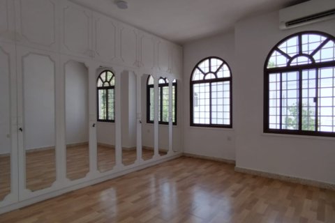 Villa de 5 dormitorios en Muscat, Oman No. 54837 19