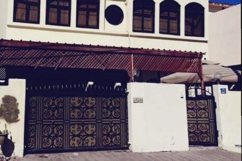 7 bedrooms Villa in Al Khuwair, Oman No. 54838