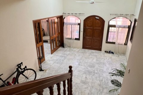 Villa de 7 chambres à Al Khuwair, Oman No. 54838 9